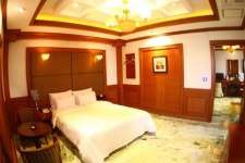 송탄 메트로폴 관광호텔 - 트리플 숙소