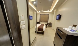 Hotel RG Inn | Qantas Hotels Hotel RG Inn