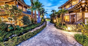 済州韓屋ホテル漢拏宮（済州島>西帰浦）｜韓国ホテル予約「コネスト」 済州韓屋ホテル漢拏宮（済州島>西帰浦）