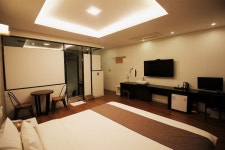 シアトルBホテル（釜山>東莱温泉）｜韓国ホテル予約「コネスト」 シアトルBホテル（釜山>東莱温泉）