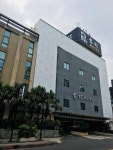 Purple Rainbow Motel | Qantas Hotels Purple Rainbow Motel