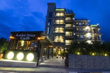 Lake Star | Qantas Hotels Lake Star