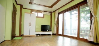 Bandi Hwangto Pension in Gyeongsangnam-do | 2025 Updated prices, deals - Klook International site