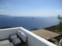 Comfortable Villa Near Sea in Andros | 티라트래블 호텔 예약