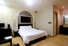 One Motel | Qantas Hotels One Motel