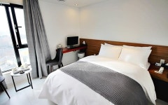 Hapjeong Circle Hotel | Qantas Hotels Hapjeong Circle Hotel