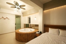 Hoegi Motel | Qantas Hotels Hoegi Motel