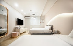 Jeonju Deokjindong Moment 708 | Qantas Hotels Jeonju Deokjindong Moment 708