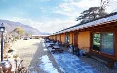 Gongju Sangsin Heuljip Pension | Qantas Hotels Gongju Sangsin Heuljip Pension