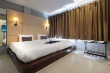 몬트리 푸켓 호텔 (Montree Phuket Hotel) - 몽키트래블