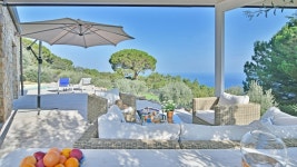 Villa Respiro 8 in Cefal | Qantas Hotels Villa Respiro 8 in Cefal