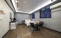 Yong J | Qantas Hotels Yong J