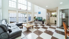 大阜島フルハウスドッチェペンション（仁川>霊興島）｜韓国ホテル予約「コネスト」 大阜島フルハウスドッチェペンション（仁川>霊興島）