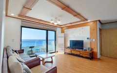 Seogwipo Jijunghae Pool Villa Pension | Qantas Hotels Seogwipo Jijunghae Pool Villa Pension