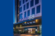 Hotel 88 Embong Malang by WH | Qantas Hotels Hotel 88 Embong Malang by WH
