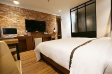 Daejeon Sintanjin Naru Motel | Qantas Hotels Daejeon Sintanjin Naru Motel