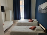 AMEN Aparthotel Curie 8 | Qantas Hotels AMEN Aparthotel Curie 8