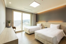 BAEKHAK JAYURO RESORT | Qantas Hotels BAEKHAK JAYURO RESORT