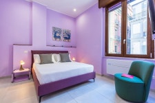 Toledo Stylish Flat Pink | Qantas Hotels Toledo Stylish Flat Pink