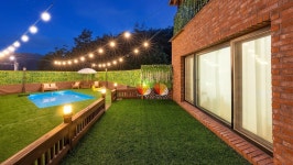 Taean Withdog Aegyeonspa Poolvilla in Chungcheongnam-do | 2025 Updated prices, deals - Klook International site