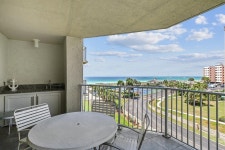 Inlet Reef 315 2 Bedroom Condo by RedAwning | Qantas Hotels Inlet Reef 315 2 Bedroom Condo by RedAwning
