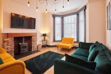 Host Stay Darcey House | Qantas Hotels Host Stay Darcey House