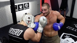 안포 루키아 vs 션 스트릭랜드 스파링 영상 공개..avi - MMA 마이너 갤러리