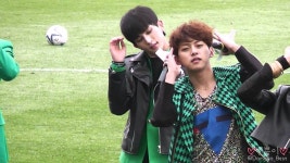 [UKISS/유키스] 130330 제주 유나이티드 만만하니 동호 Dongho | Doovi [UKISS/유키스] 130330 제주 유나이티드 만만하니 동호 Dongho
