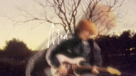 Med - Simmer Pine: 노래 가사, 뮤직 비디오 및 콘서트