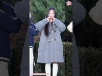 HK직캠｜버비(Bervey) 주하, 말로 다 표현할 수 없는 깜찍함 (뮤직뱅크 출근길) | 한국경제 HK직캠｜버비(Bervey) 주하, 말로 다 표현할 수... 