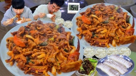 네이버 인플루언서 [네이버 인플루언서] 제육오징어볶음 빨리먹기.. 사장님이랑 푸파.. 15분만에 다묵고 보쌈 또묵자..