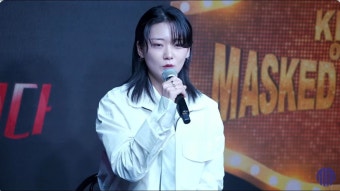 복면가왕 9연승 가왕, 터치드의 보컬 '윤민' 미디어 간담회 - YouTube 복면가왕 9연승 가왕, 터치드의 보컬 '윤민' 미디어 간담회