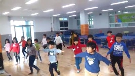 울진남부초등학교 2학년 힐링댄스 | Doovi 울진남부초등학교 2학년 힐링댄스