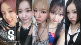 우아 - POM POM POM Self-cam #1 - 퀸덤 퍼즐 마이너 갤러리