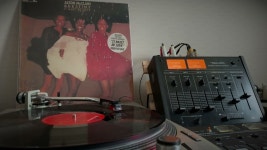Alton McClain & Destiny - It Must Be Lov - LP 마이너 갤러리