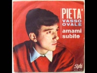 Pietà - Vasso Ovale: 노래 가사, 뮤직 비디오 및 콘서트