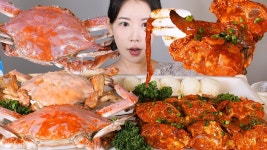 네이버 인플루언서 [네이버 인플루언서] 가을엔 숫꽃게🦀🍂 살 가득 꽃게찜과 내장 넣어 만든 꽃게무침 먹방 Steamed crab... 