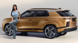 네이버 인플루언서 [네이버 인플루언서] 르노는 이제 끝났다.. KGM 액티언 최초공개!! 이 가격에 옵션이면 쏘렌토도 위험하겠는데?