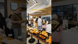 네이버 인플루언서 [네이버 인플루언서] 오픈하자마자 줄서는 목포 베이커리, 씨엘비베이커리 ㅣ Historic Local Bakery in South Korea