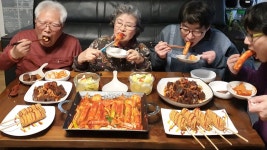 네이버 인플루언서 [네이버 인플루언서] 손맛할머니네 분식집 오픈했어요~! (가래떡 떡볶이, 순대볶음, 식빵 핫도그)... 