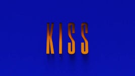 Kiss - Ravell: 노래 가사, 뮤직 비디오 및 콘서트