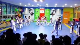 구월선수촌 용인대백호태권도 K TIGERS 시범단 비련 | Doovi 구월선수촌 용인대백호태권도 K TIGERS 시범단 비련