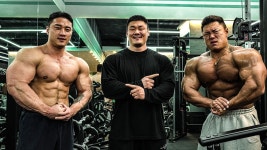 네이버 인플루언서 [네이버 인플루언서] 집중해 이 개시@끼야;!!!! [우르스 발라버린 필짐 3호점]