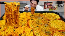 네이버 인플루언서 [네이버 인플루언서] 불달볶음탕면+멸치칼국수 9봉지 불닭칼국수 라면 먹방 족발 파김치 불닭볶음면 장칼국수... 