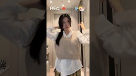 네이버 인플루언서 [네이버 인플루언서] 이렇게 입고 출근하니 이쁘데요~~ ㅎ 30대 워킹망 출근룩  #데일리룩코디 #ootd... 