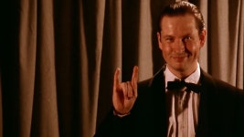 라스 폰 트리에 킹덤시리즈 엔딩크레딧 독백 모음 - 누벨바그 마이너 갤러리