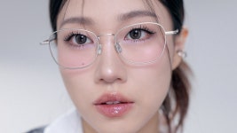 네이버 인플루언서 [네이버 인플루언서] 긱시크+연보라빔 애굣살🤓 에뛰드 그레이세요 그럼 메이크업 GRWM (낫배드 에디션) | 민스코 Minsco