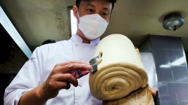 1 면요리! 국수 장인 칼국수, 칼로 깍은 국수 도삭면, 광장시장 냄비라면, Korea’s NO.1 Noodle Masters! Knife-Cut Noodles