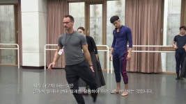 13초부터 나오는 음악 - 발레 마이너 갤러리