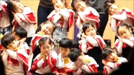 우리아기어린이집 재롱잔치 서진 - 엄마고마워요 아빠힘내세요 | Doovi 우리아기어린이집 재롱잔치 서진 - 엄마고마워요 아빠힘내세요